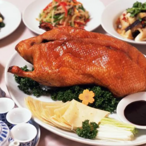 新媒体时代特色美食文化的传播与弘扬