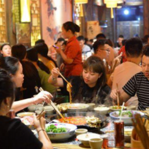 餐饮店如何选址？选餐饮店面位置的技巧